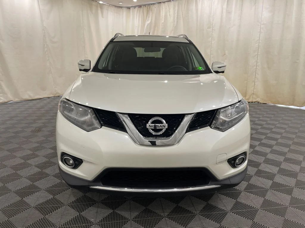 Used 2016 Nissan Rogue SL with VIN 5N1AT2MV3GC922862 for sale in Clarksburg, WV