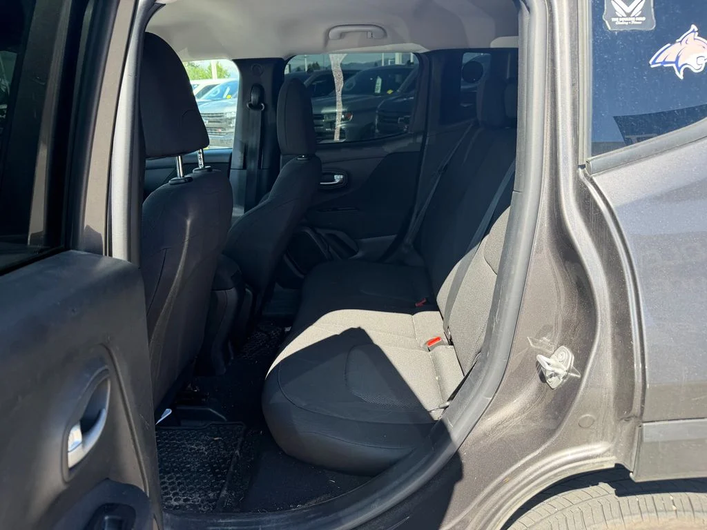 Used 2020 Gray Jeep Sport image 4