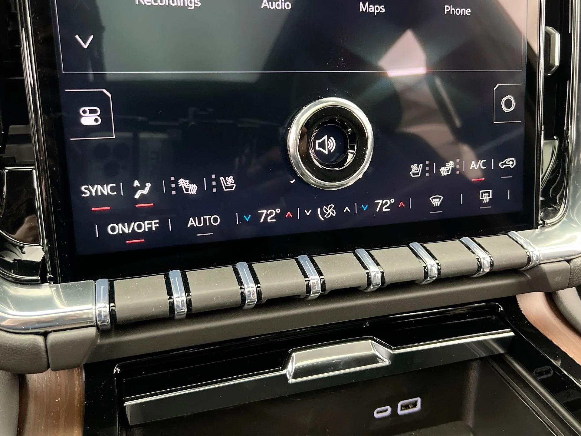 2026 GMC Yukon XL Denali - Photo 73