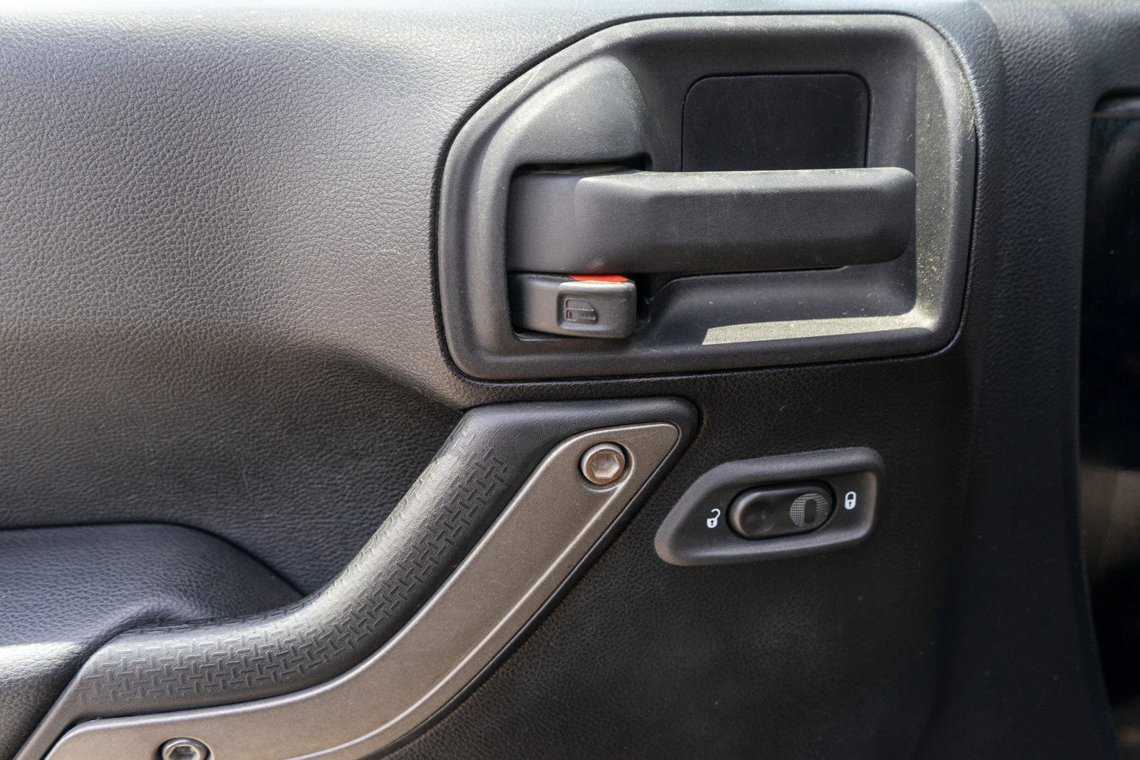 Used 2012 Black Clearcoat Jeep Unlimited Sport image 14