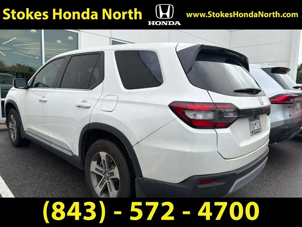 Used 2025  Honda EX-L image 7