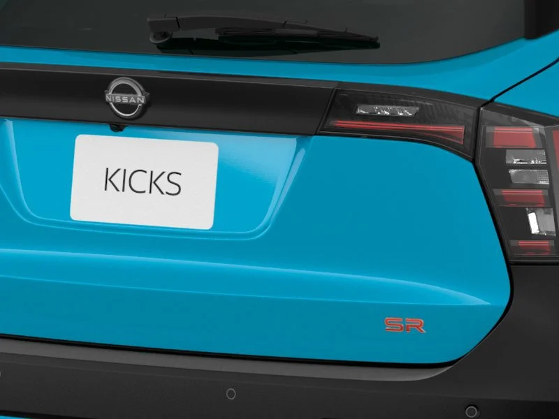 New 2026 Arctic Ice Blue Metallic / Super Black Two-tone Nissan SR image 11