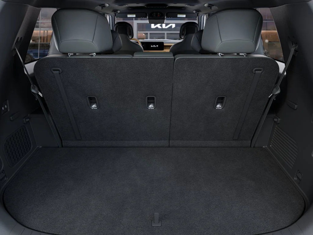 New 2027 Glacial White Pearl Kia X-LINE SX image 19