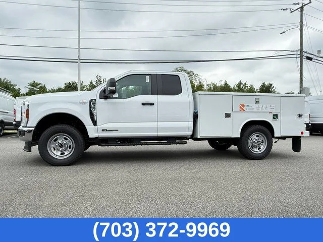 New 2026 Oxford White Ford 9' READING SERVICE BODY image 4