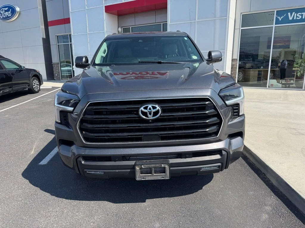 Used 2023 Gray Toyota SR5 image 3
