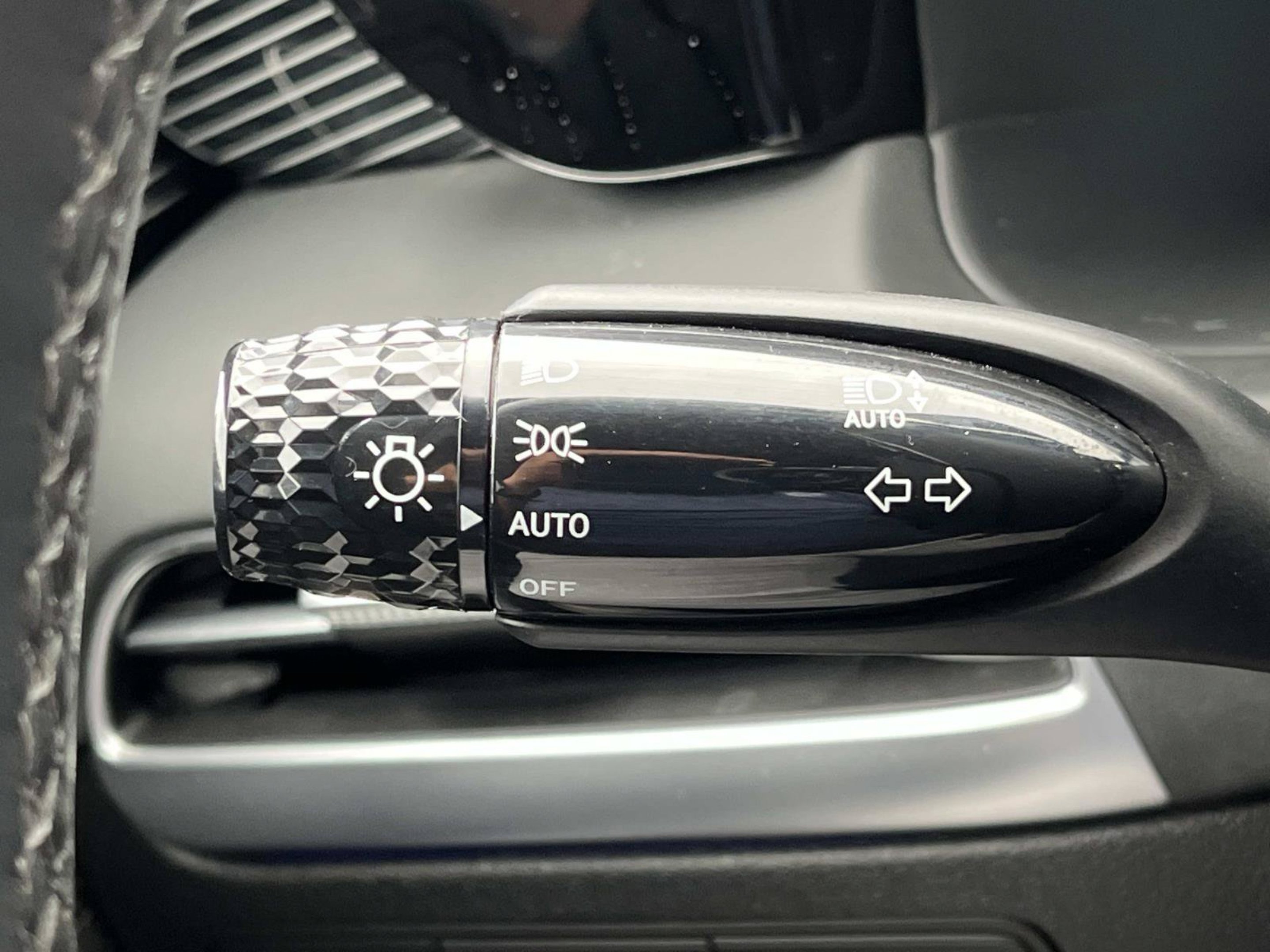 Used 2025 Abyss Black Pearl Hyundai Calligraphy Night Edition image 46