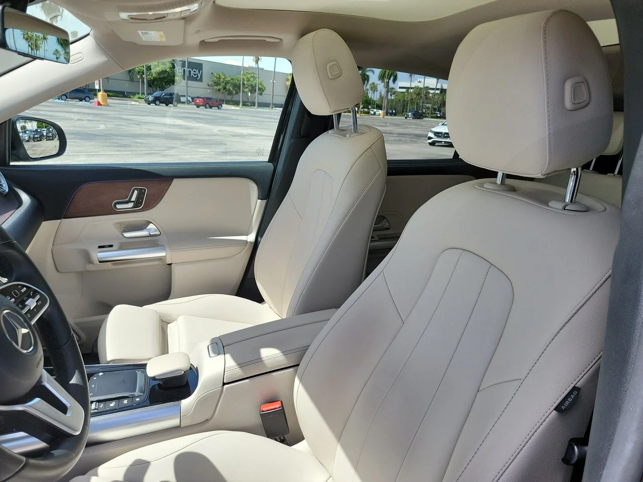 Certified Used 2023 Black Mercedes-Benz GLA 250 image 22