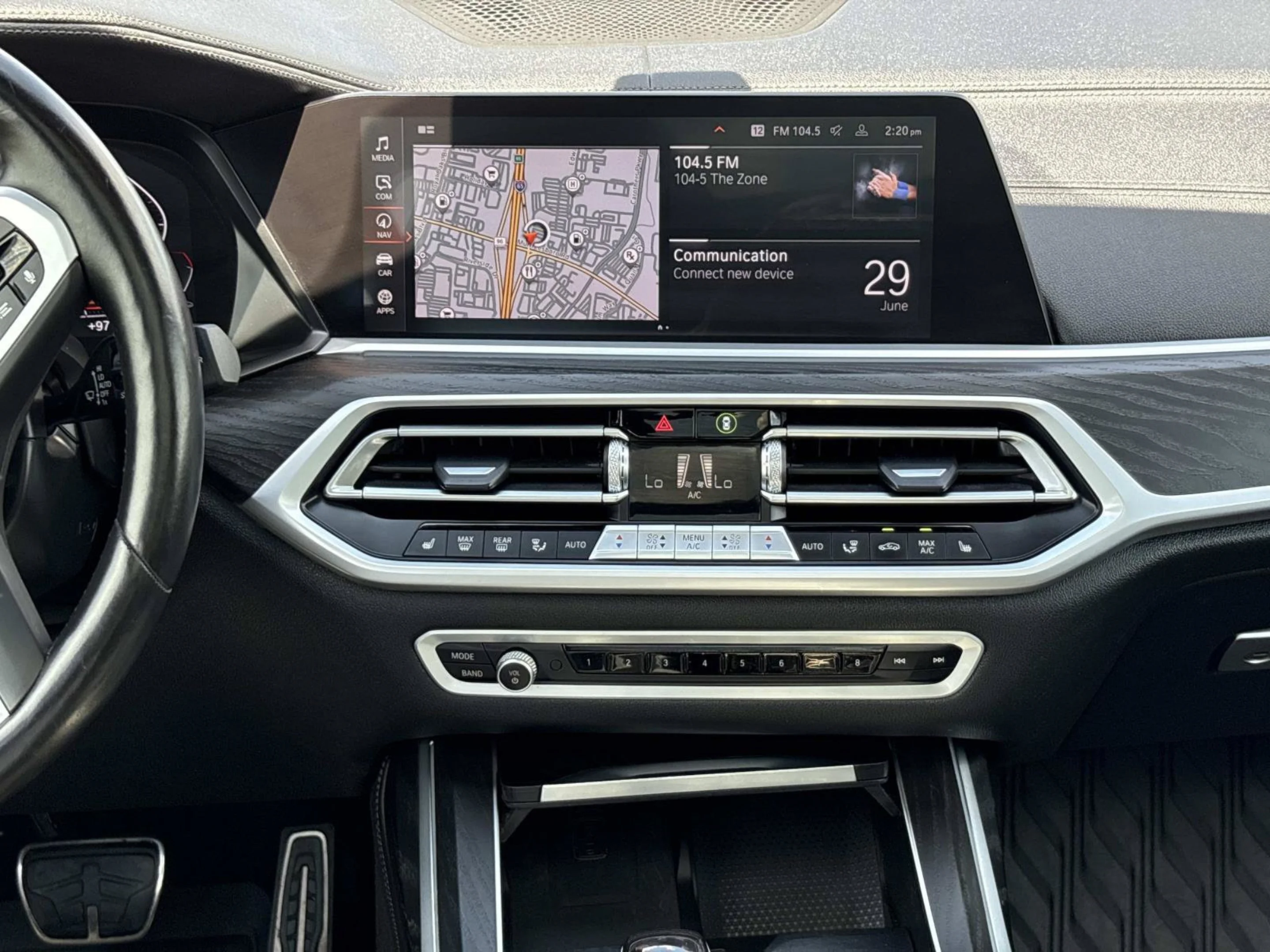 Used 2022 Arctic Grey Metallic BMW M50i image 14