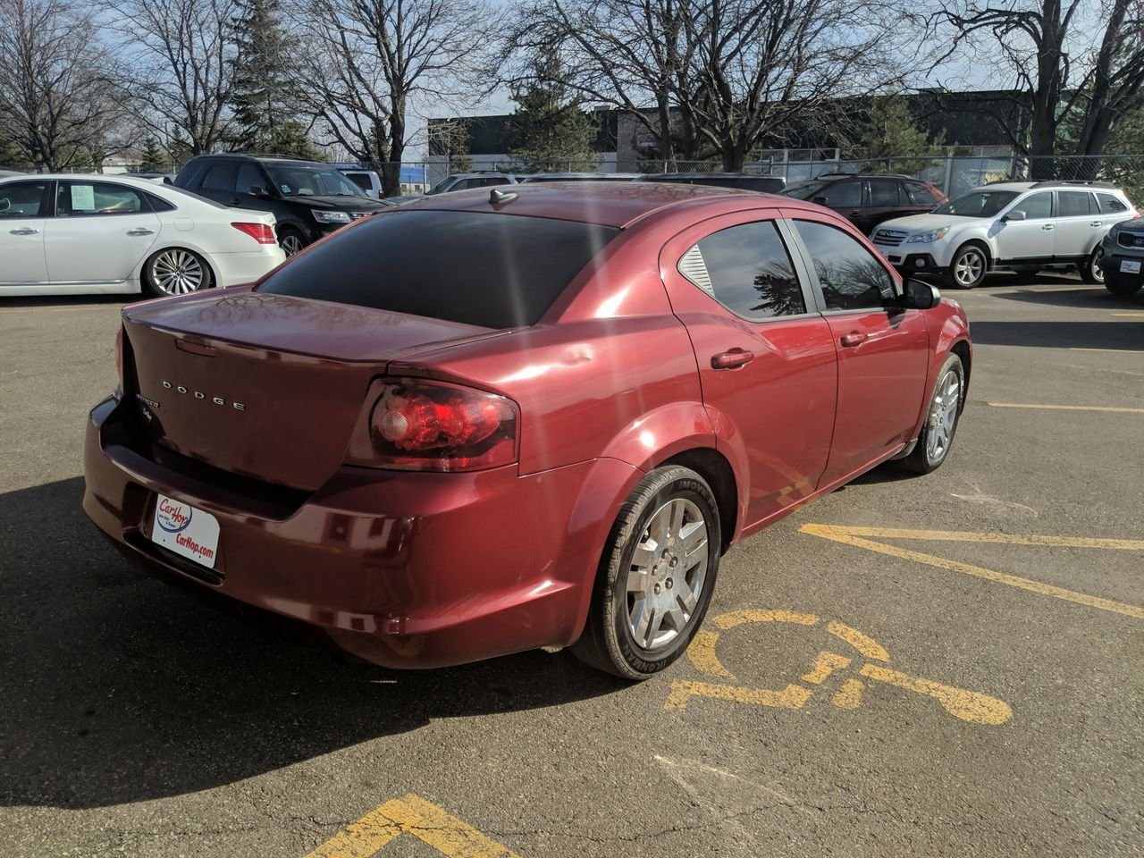 2014 Dodge Avenger SE photo 4