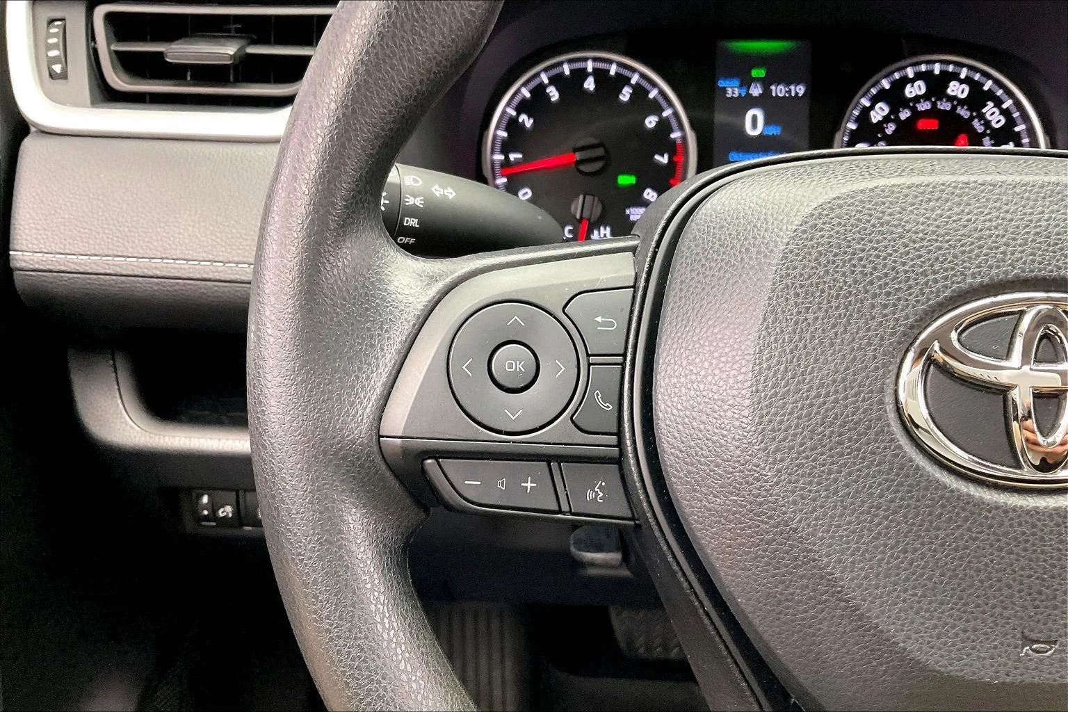 Used 2022 Silver Sky Metallic Toyota LE image 20
