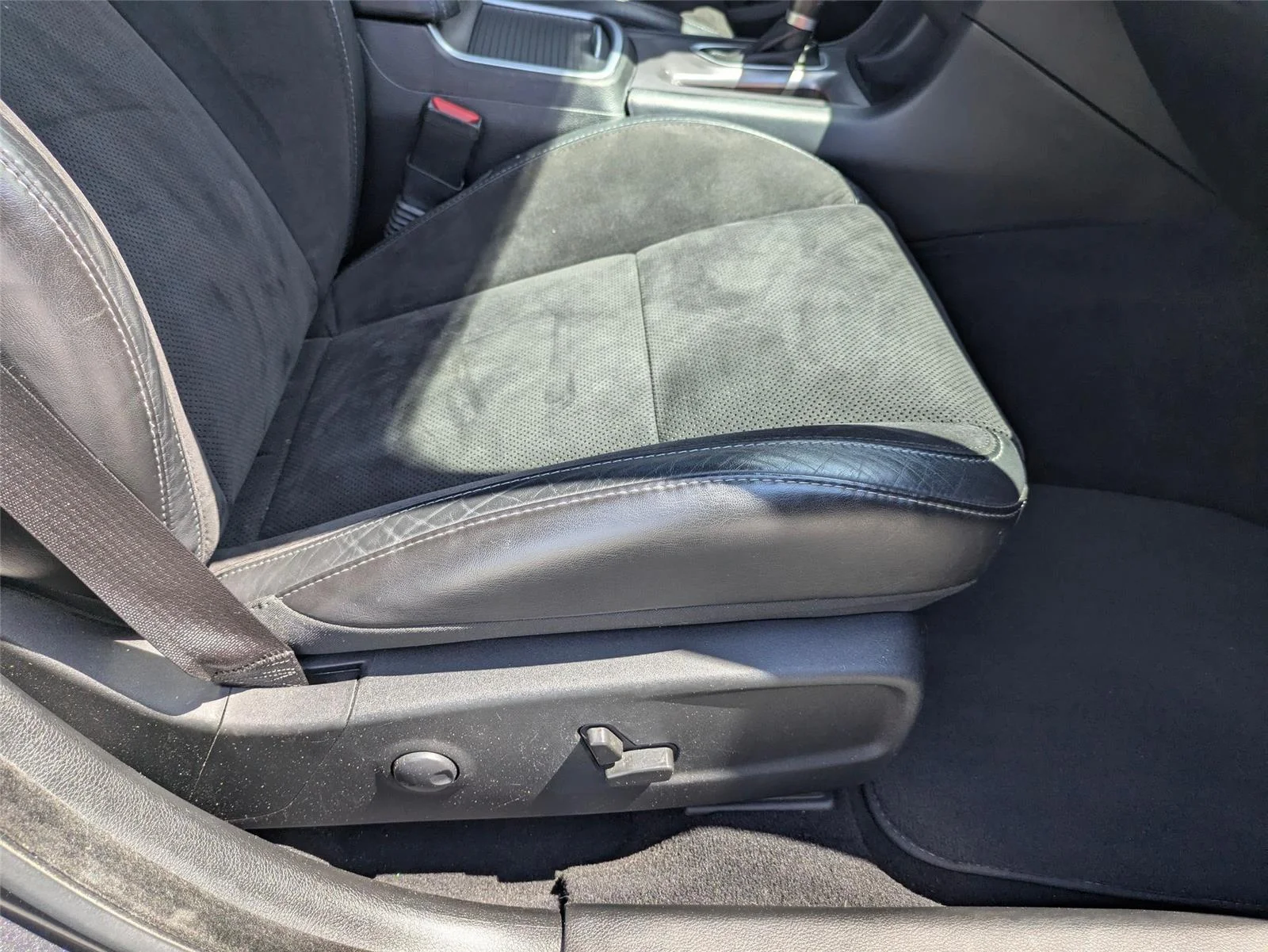 Used 2022 Granite Pearlcoat Dodge Scat Pack image 35