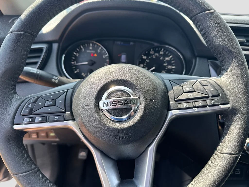 Used 2019 Gun Metallic Nissan SV image 18