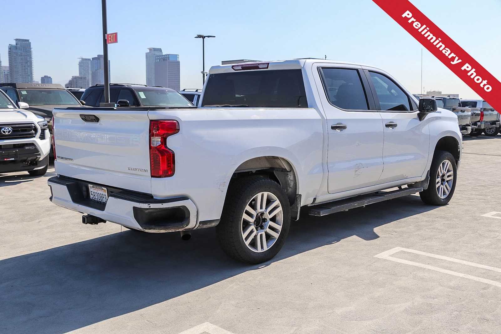 Used 2022 Summit White Chevrolet Custom image 6