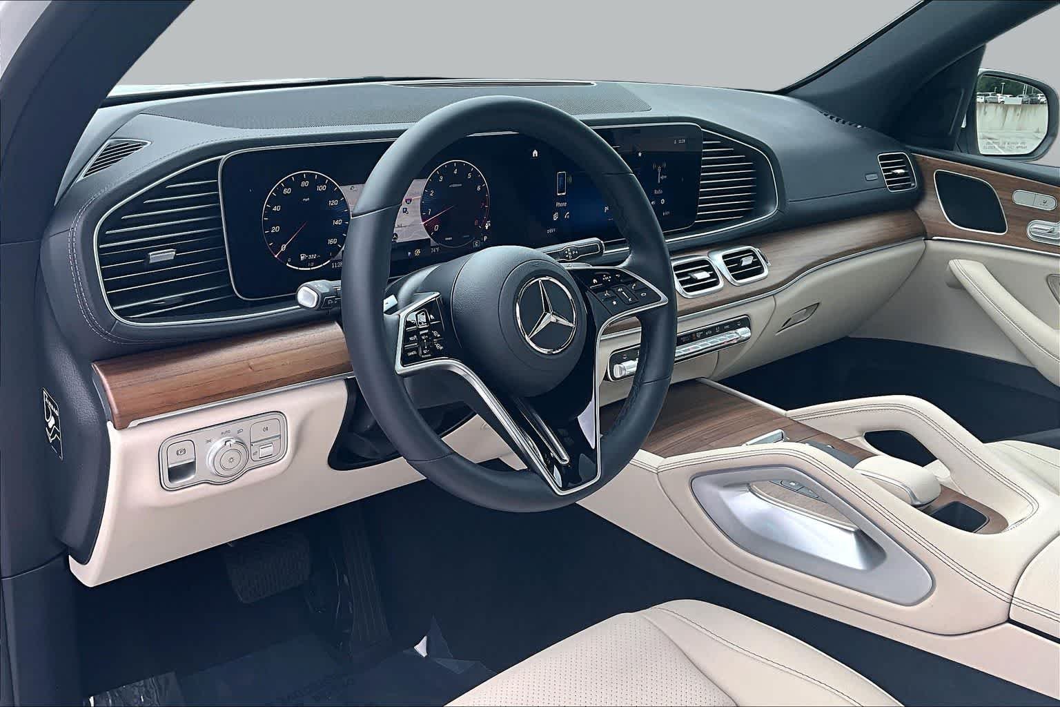 Used 2026 Polar White Mercedes-Benz GLE 350 image 18