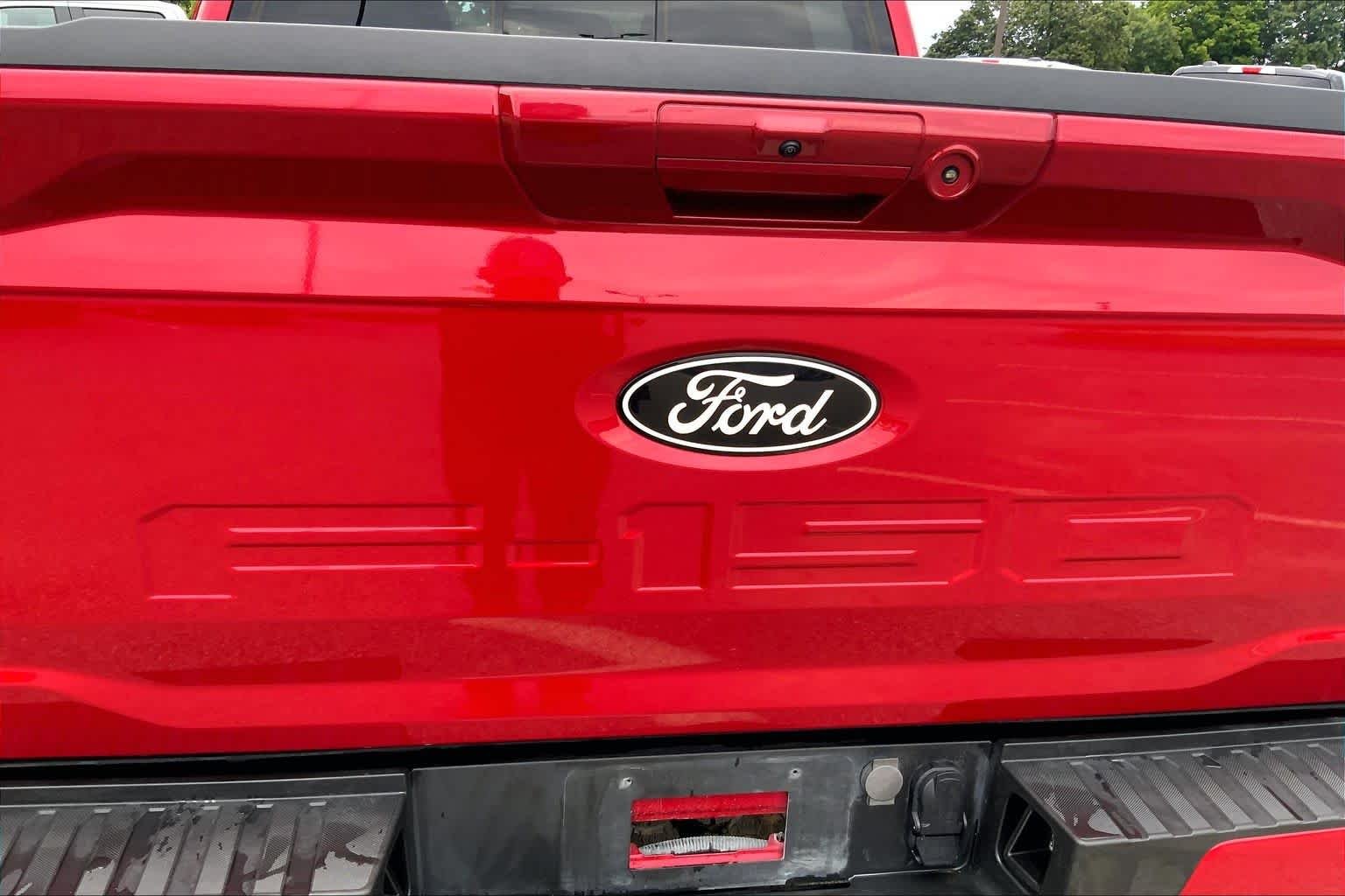 Certified Used 2024 Rapid Red Metallic Tinted Clearcoat Ford XLT image 33