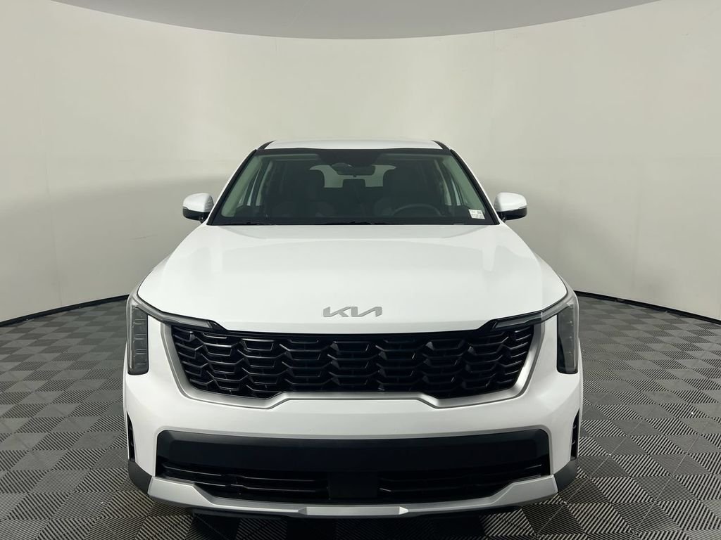 New 2026 Glacial White Pearl Kia LX image 8