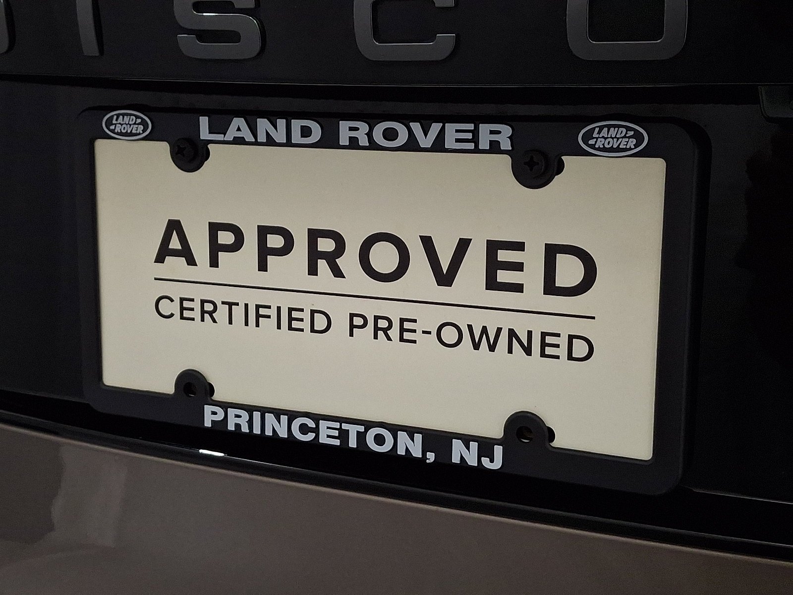 Certified Used 2025 Lantau Bronze Metallic Land Rover Dynamic SE image 29