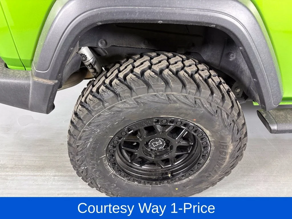 Used 2019 Green Jeep Sport S 4x4 image 13