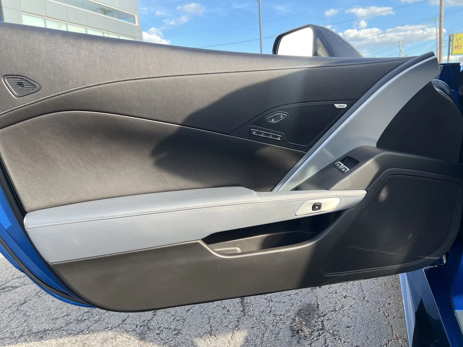 Used 2016 Laguna Blue Metallic Tintcoat Chevrolet Z06 image 41