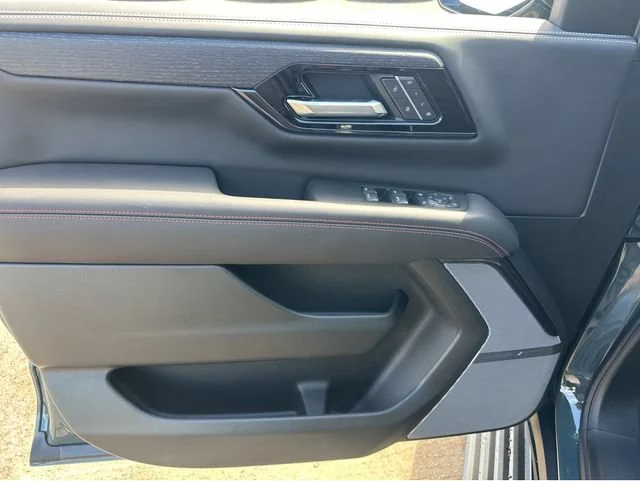 2026 GMC Yukon AT4 Ultimate - Photo 24