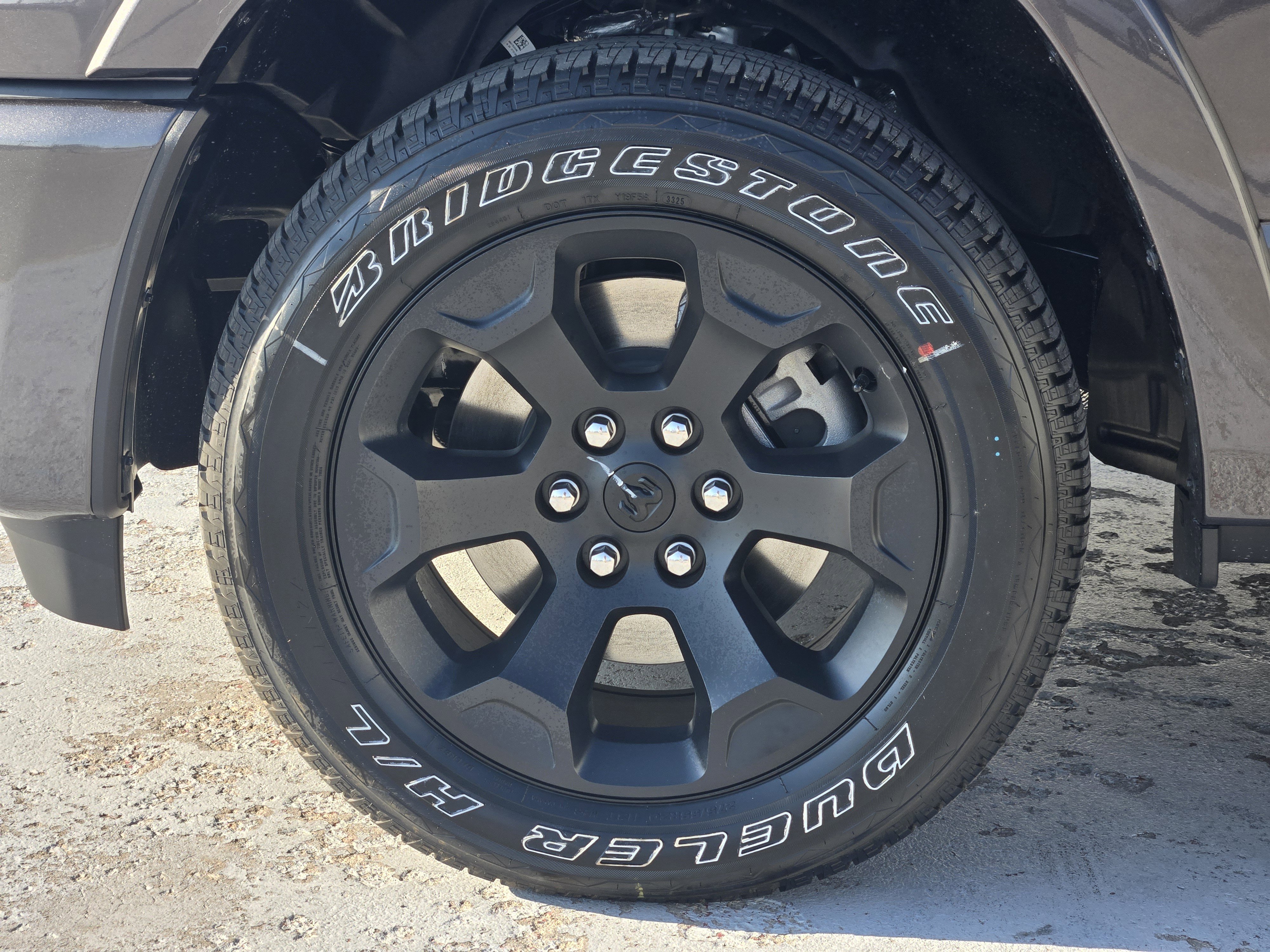 New 2026 Granite Crystal Metallic Clear-Coat Exterior Paint RAM Big Horn image 10