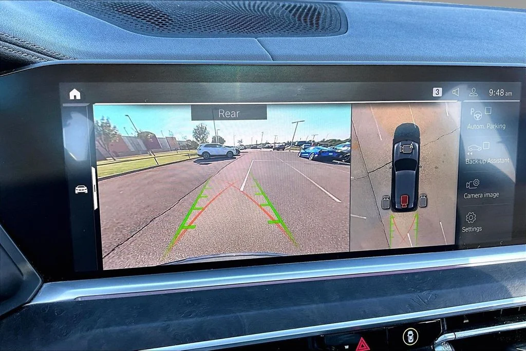 Used 2022 Gray BMW sDrive40i image 23