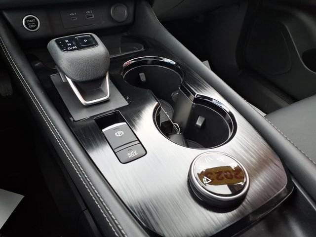 Used 2023 Gold Nissan SL image 22