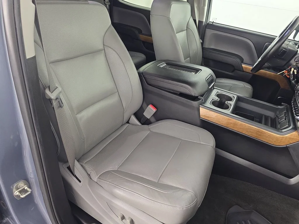 Used 2016 Gray Chevrolet LTZ image 34