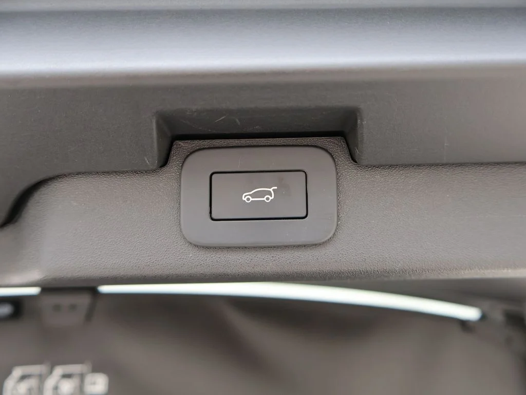 2025 Land Rover Discovery Metropolitan Edition - Photo 16