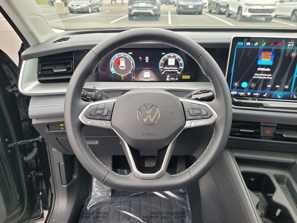 New 2026 Black Volkswagen 2.0T SE image 16
