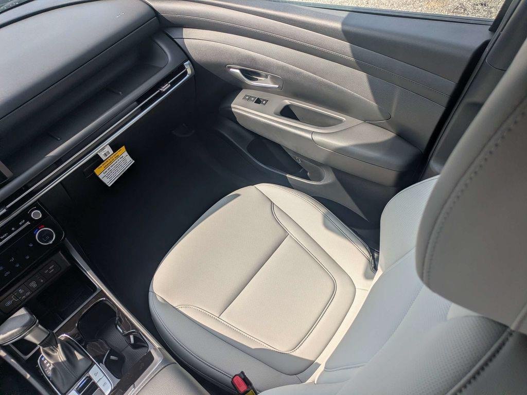 New 2026 Gray Hyundai SEL Activity FWD image 17