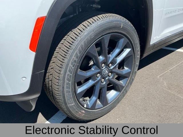 New 2026 Bright White Clearcoat Jeep Limited image 11