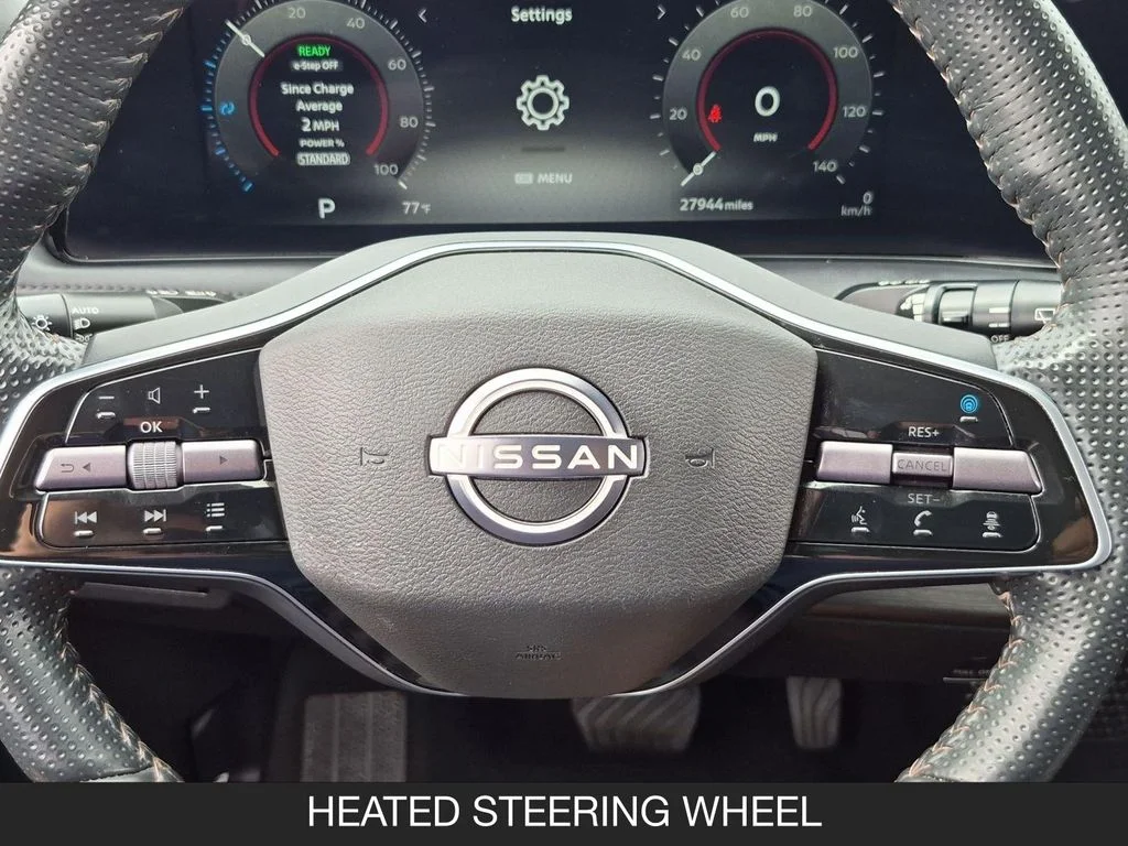 Used 2023 Gray Nissan ENGAGE image 12
