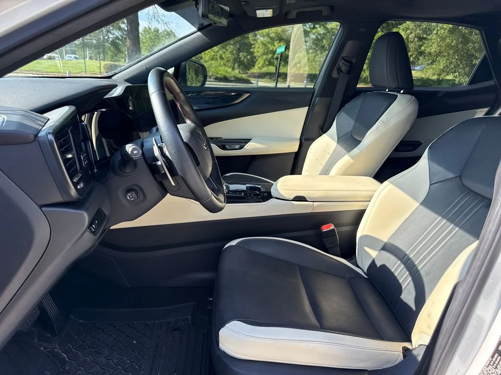 Used 2024 White Pearl Lexus 350 Premium image 12