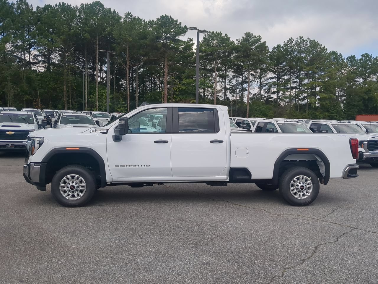 New 2026 Summit White GMC Pro image 5
