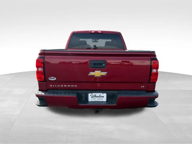 Used 2018 CAJUN RED TINTCOAT Chevrolet LT image 4