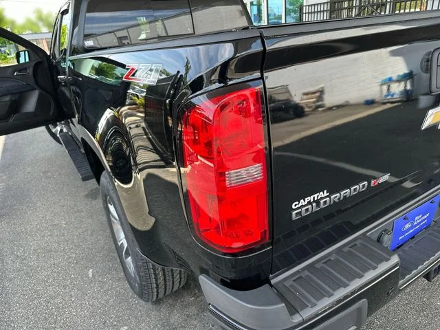 Certified Used 2020 Black Chevrolet Z71 image 24