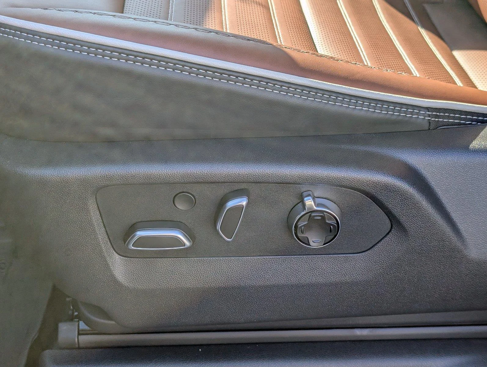 New 2026 Sterling Metallic GMC Denali Ultimate image 17