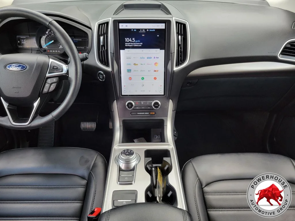 Used 2024 Gray Ford SEL image 23