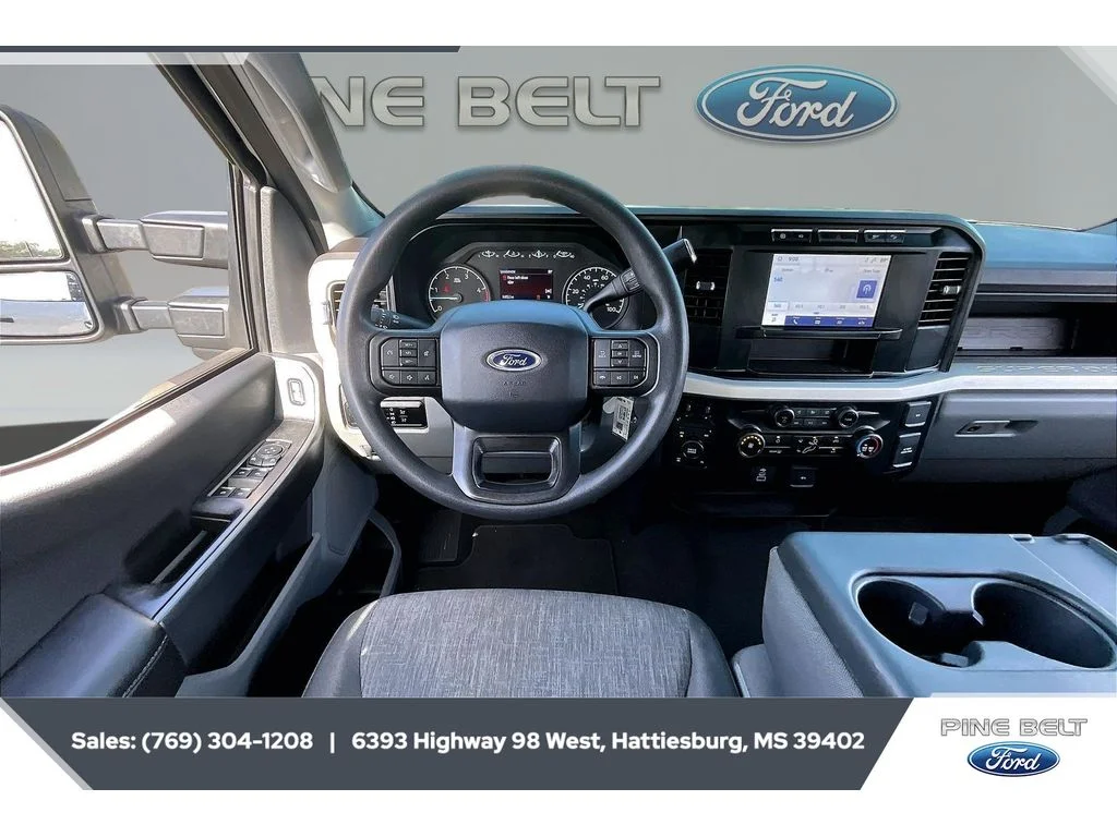 Used 2024 Oxford White Ford XL image 5