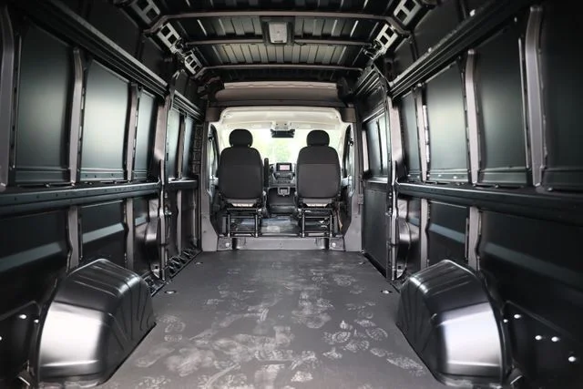 New 2026 Black Clear-Coat Exterior Paint RAM High Roof image 21