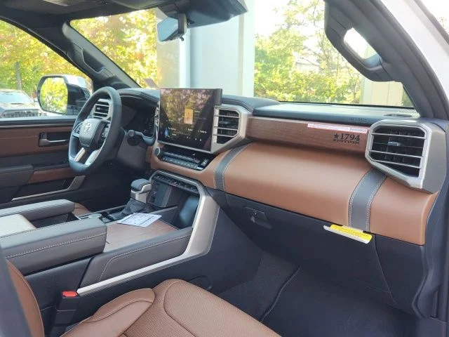 New 2026 Wind Chill Pearl Toyota 1794 Edition image 31