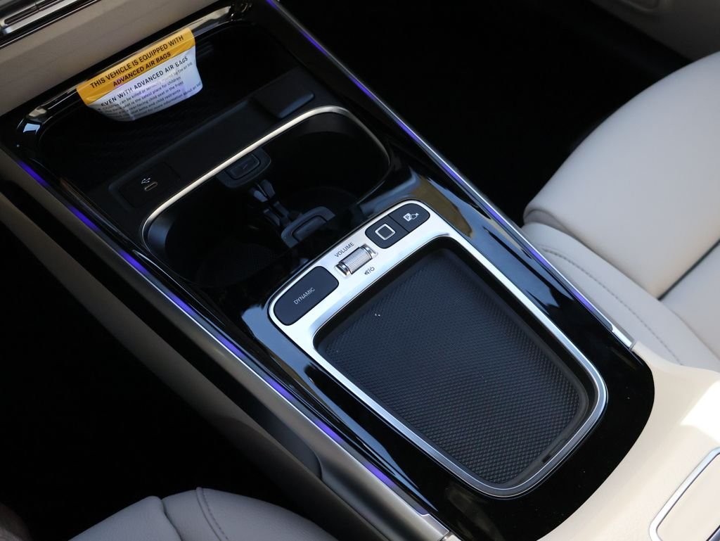 New 2026 Night Black Mercedes-Benz GLB 250 image 27