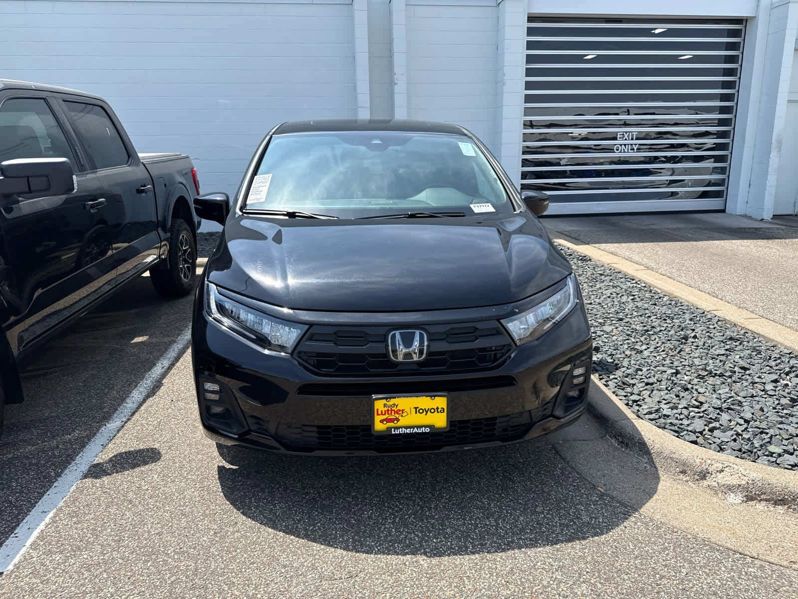 Used 2025 Honda Odyssey Sport L with VIN 5FNRL6H72SB062846 for sale in Brooklyn Center, Minnesota