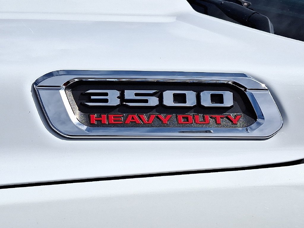 Used 2022 White Ram Tradesman image 9