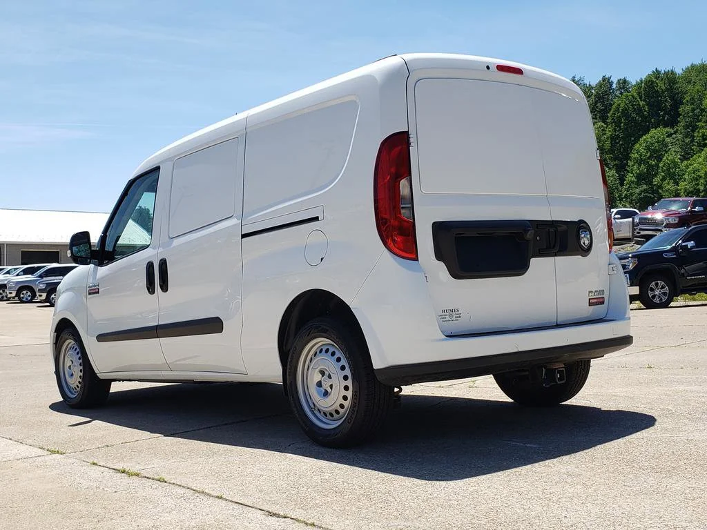 Used 2022 Bright White Ram Tradesman image 5