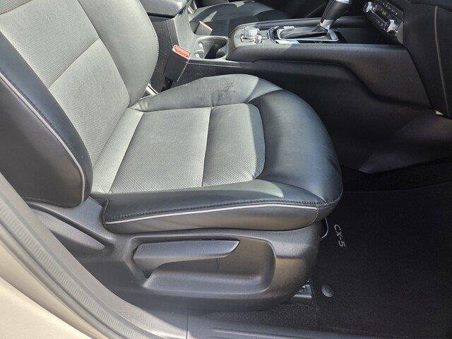 Used 2025 Platinum Mazda 2.5 S Select Package image 31
