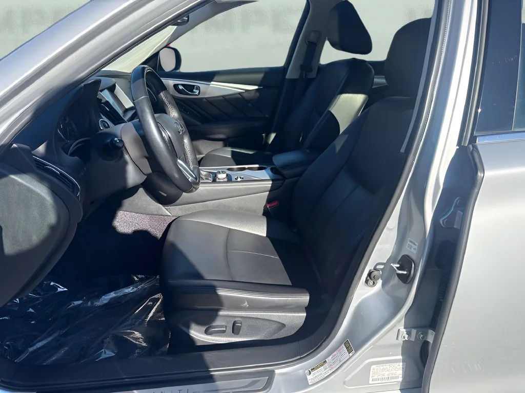 Used 2020 Silver INFINITI 3.0t LUXE image 9