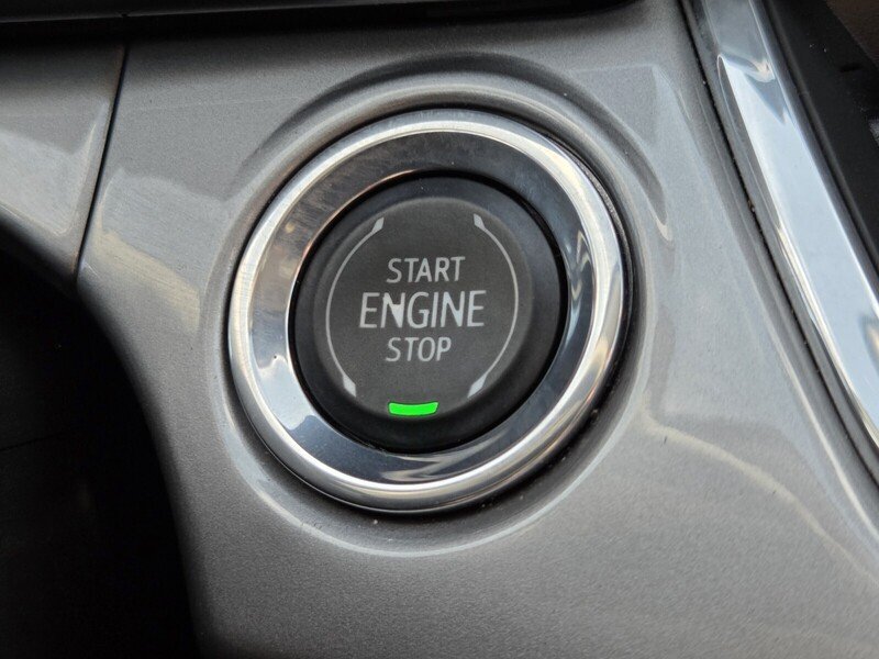 Used 2024 Summit White CHEVROLET FWD 4DR LT image 28