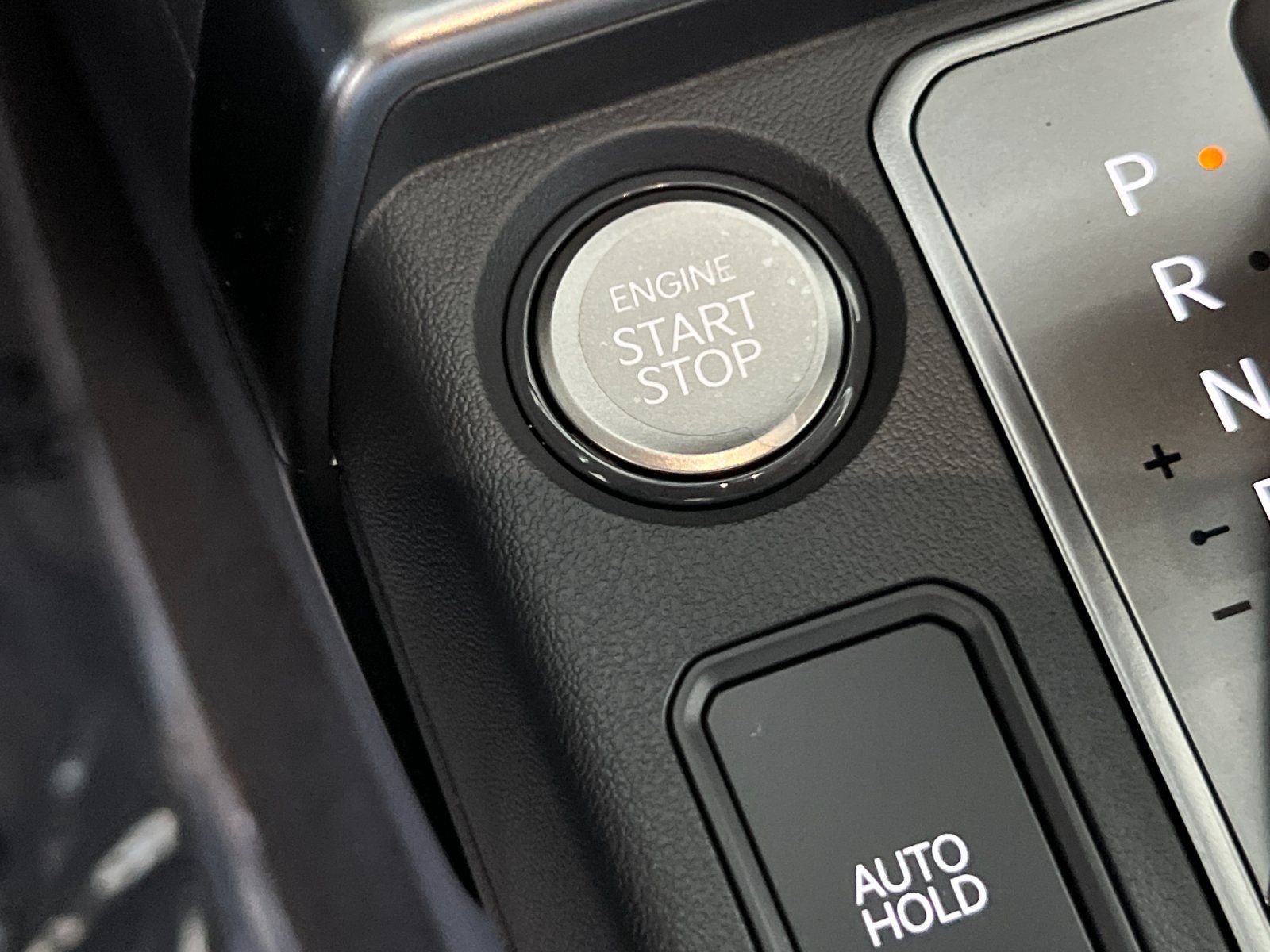 New 2027 Snow White Pearl Kia LX image 23